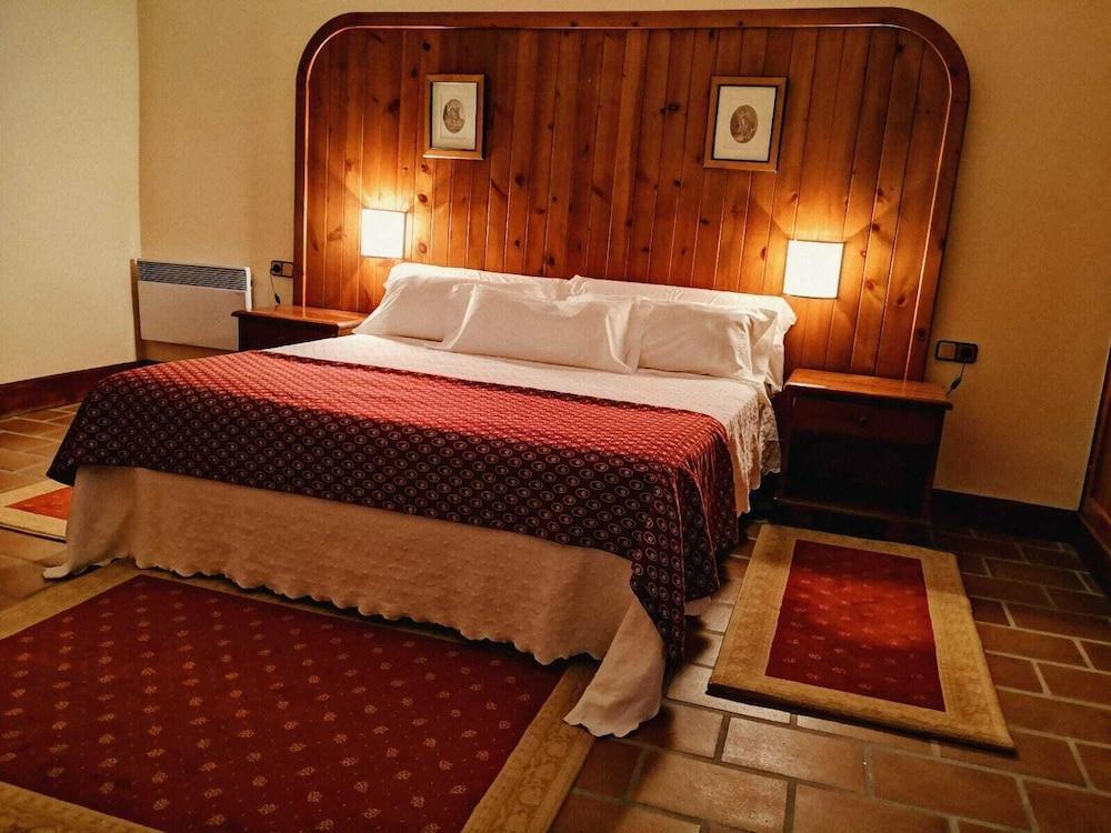 Pazo Revel Hotel & Resort بونتيفيذرا المظهر الخارجي الصورة